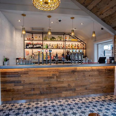 Hive Townhouse Hotel Aberaeron Buitenkant foto