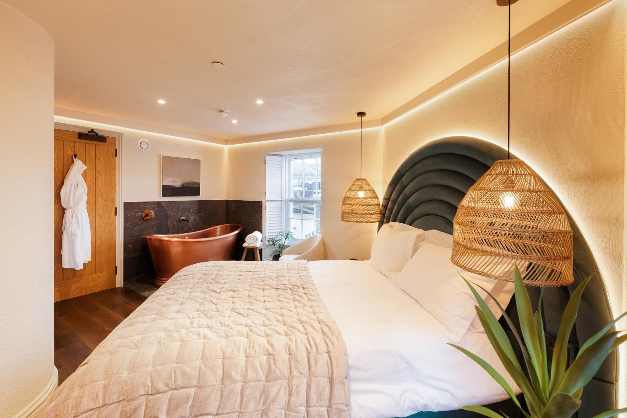 Hive Townhouse Hotel Aberaeron Buitenkant foto