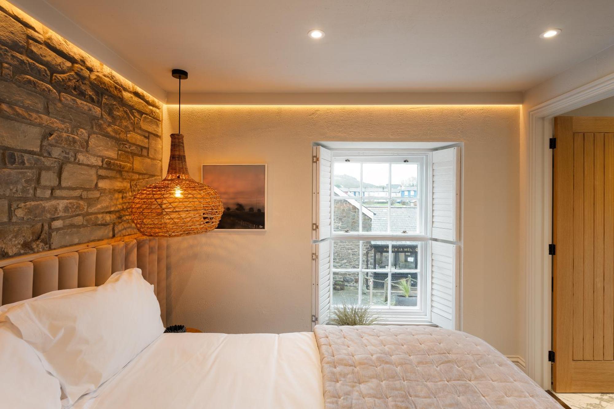 Hive Townhouse Hotel Aberaeron Buitenkant foto