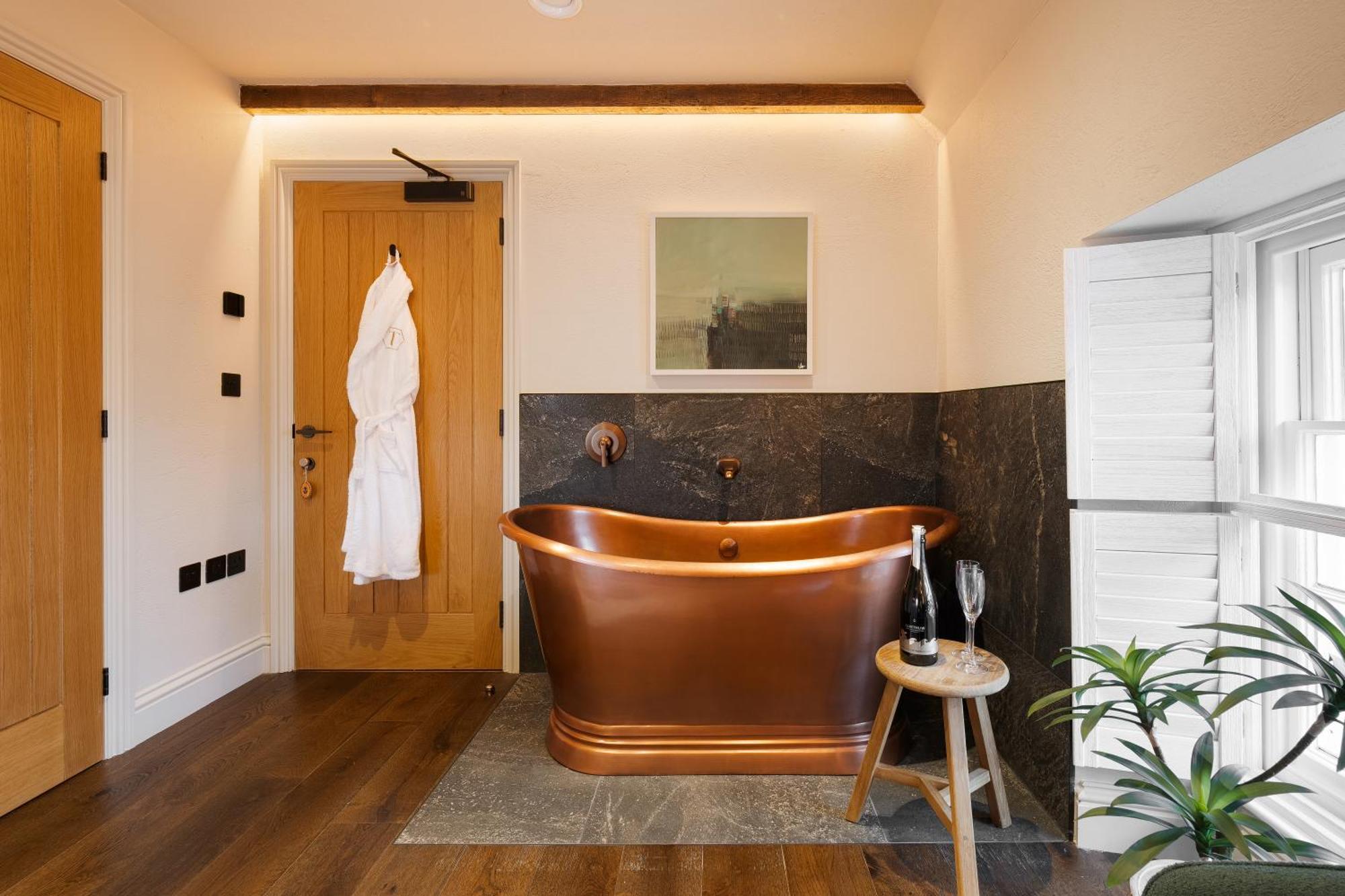Hive Townhouse Hotel Aberaeron Buitenkant foto